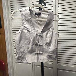 Nwot LAMARQUE Women's Elegant light gray leather vest